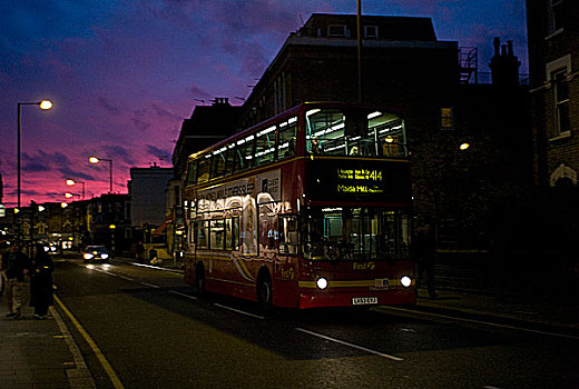 双层巴士,夜晚,伦敦