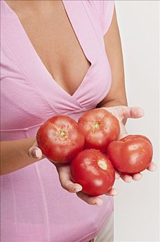 腰部,女人,拿着,西红柿