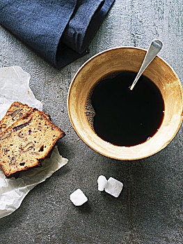 黑咖啡,乡村,杯子,山核桃,枣,蛋糕块