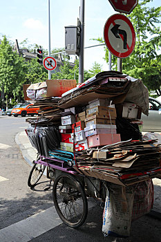 成都收废品三轮车