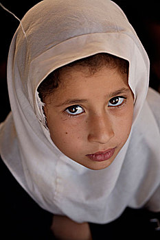 阿富汗,女学生,政府,学校,城市,赫拉特,许多,设施,孩子,教室,岁月,冲突