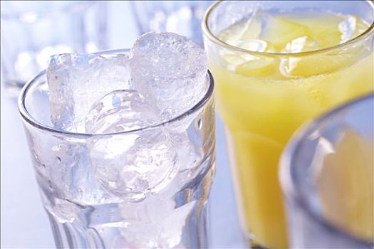 冰块,玻璃杯,橙汁