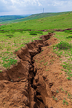 内蒙古蓝天草原与火山风光