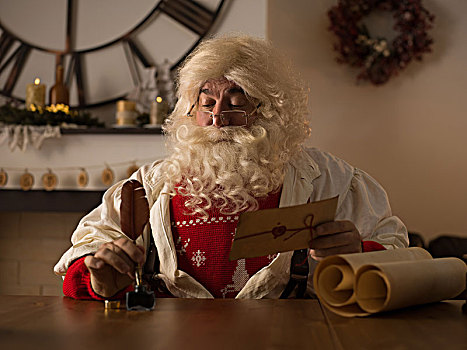 圣诞老人,在家办公,读,文字,信,孩子