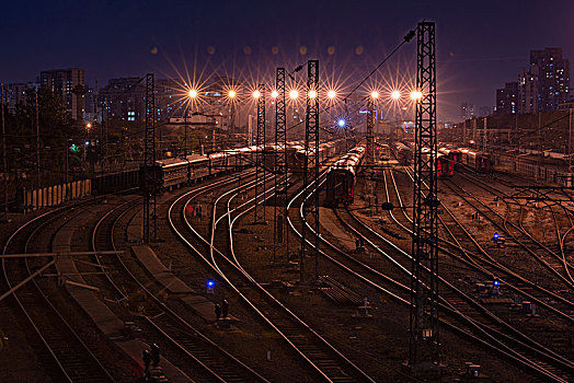 火车站夜景