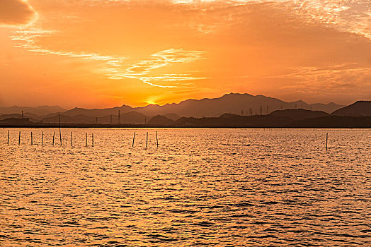 夕阳海景