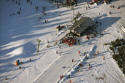 航拍,滑雪,区域,滑雪缆车,滑雪者,北莱茵威斯特伐利亚,德国,欧洲