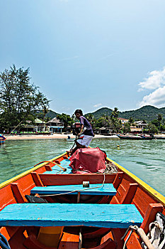 男人,操纵,船,后面,蓝绿色海水,岛屿,龟岛,海湾,泰国,亚洲