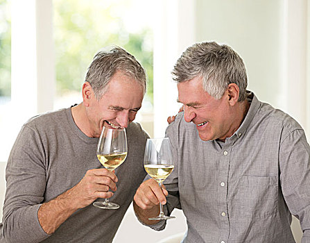 老人,笑,喝,白葡萄酒