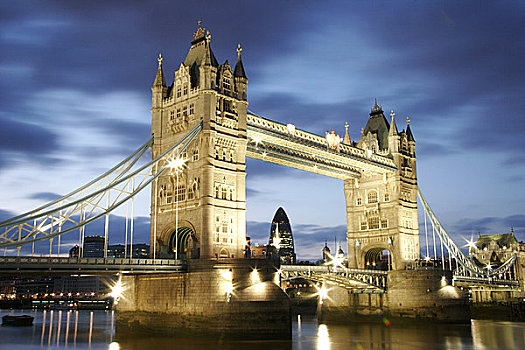 英格兰,伦敦,塔桥,反射,泰晤士河,黄昏