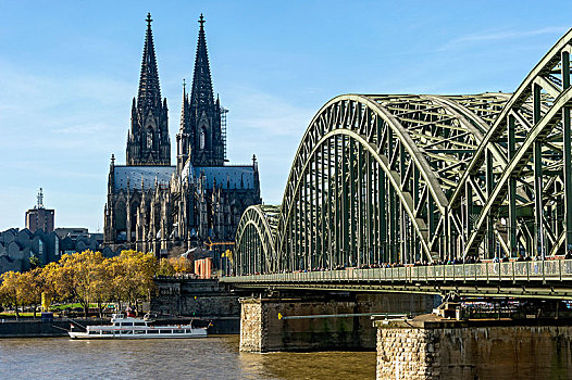 科隆大教堂,莱茵河,霍恩佐伦大桥,科隆,北莱茵威斯特伐利亚,德国,欧洲