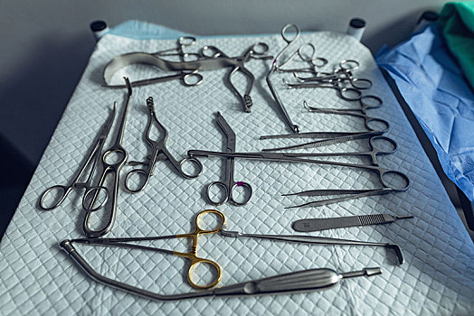 手术工具,放置,桌上,手术室