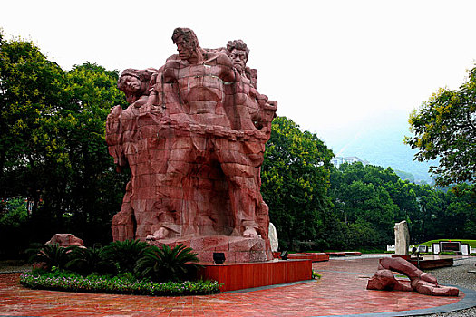 重庆歌乐山烈士陵园大型浮雕,浩气长存