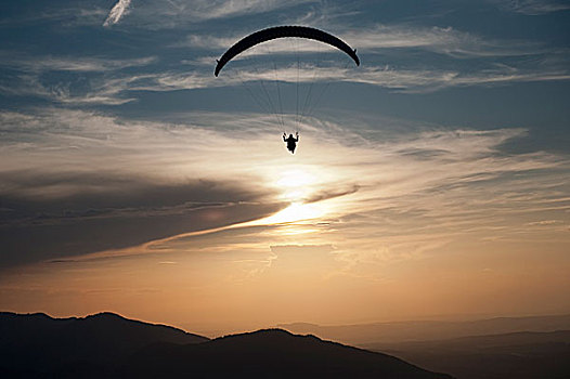 滑翔伞,滑伞运动,晚间,气氛,航拍,山谷,乌伯阿玛高