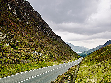乡村道路,山,威尔士,英国