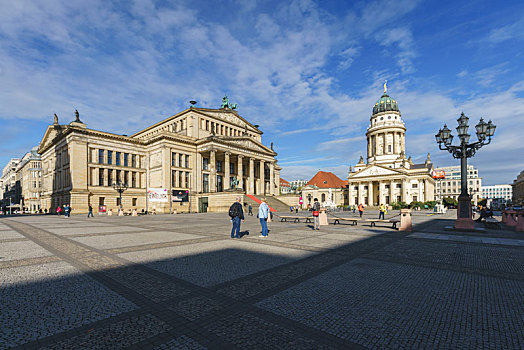 德国柏林御林广场大教堂与音乐厅景观