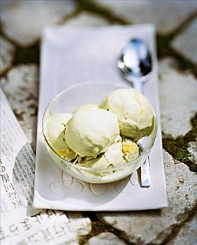 绿茶,冰淇淋蛋糕,芒果