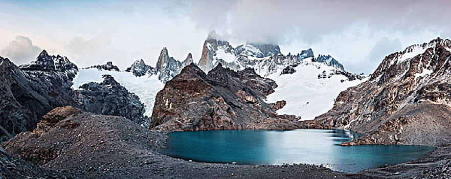 全景,低云,上方,山脉,泻湖,洛斯格拉希亚雷斯国家公园,巴塔哥尼亚,阿根廷