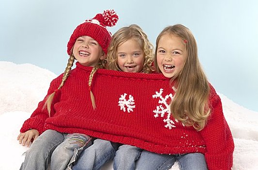三个女孩,戴着,一个,毛衣