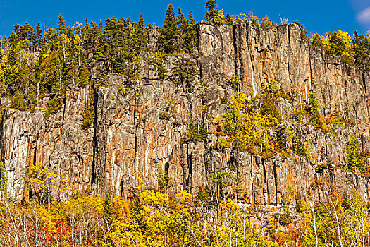 北美,加拿大,安大略省,北岸,苏必利尔湖,岩石构造,秋色