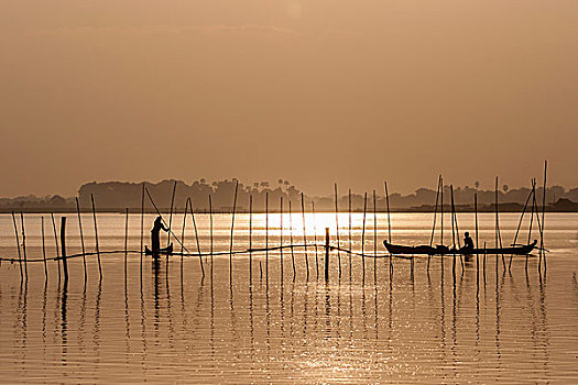 渔民,船,晚上,亮光,陶塔曼湖,曼德勒,缅甸,亚洲