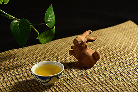 紫砂茶壶茶杯茶具茶文化茶艺茶宠兔子摆件