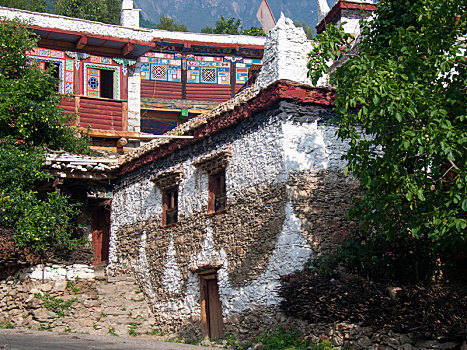 特色独居的丹巴藏寨