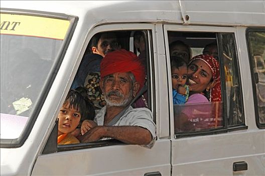 大家庭,汽车,靠近,拉贾斯坦邦,北印度,亚洲