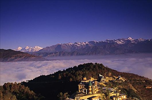 尼泊尔,纳加阔特,俯视,住宿,山坡,云,线条,喜玛拉雅,山脉,背景