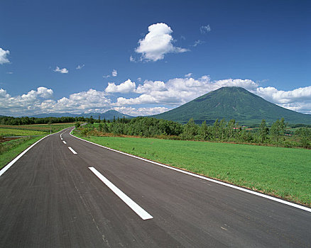 道路,山