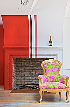 老式,扶手椅,霓虹,家居装潢,正面,传统,壁炉,涂绘,红色,白色,黑色,条纹