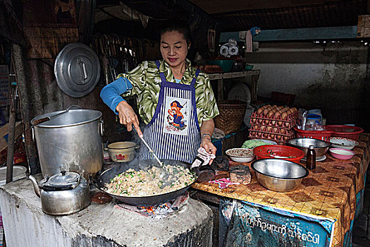 女人,做饭,食品摊,市场,钳,掸邦,缅甸,亚洲