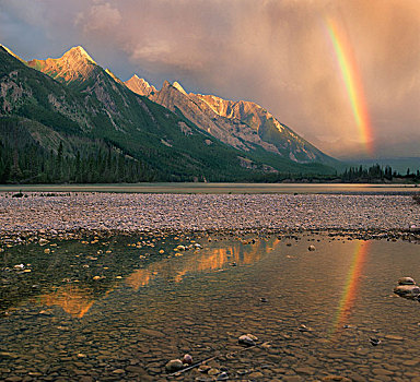 彩虹,上方,阿萨巴斯卡河,碧玉国家公园,艾伯塔省,加拿大