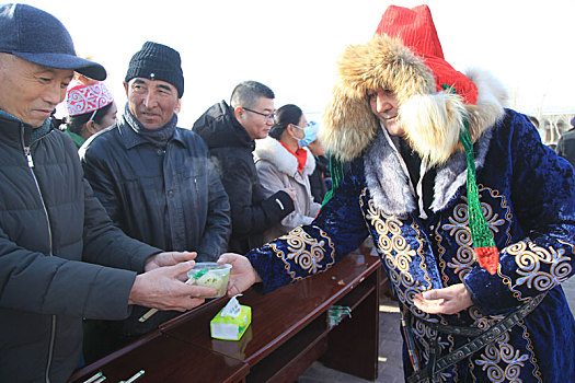 新疆哈密,首届哈萨克族,赏民族风情,品特色美食,冬宰节开幕