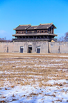 中国涿州影视城的古代建筑城墙和城门