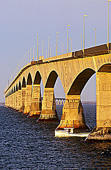 渔船,联邦大桥,爱德华王子岛,新布兰斯维克,诺森伯兰郡,海峡,加拿大