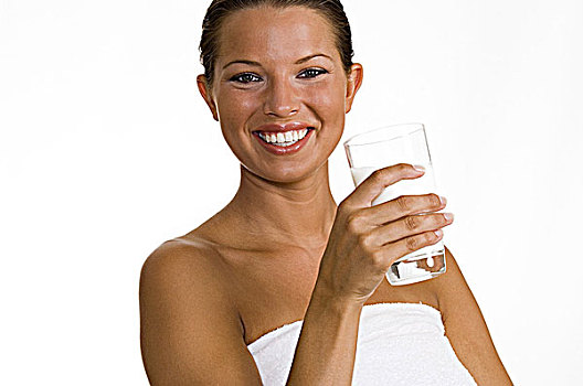 肖像,年轻,女人,拿着,牛奶杯