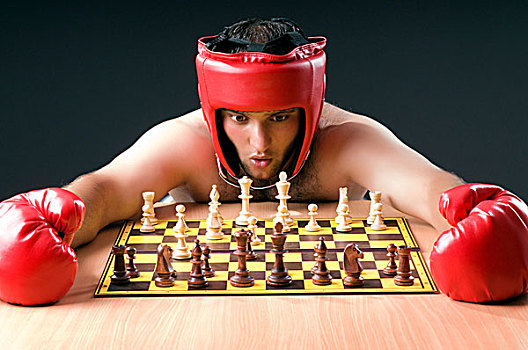 拳击手,下棋