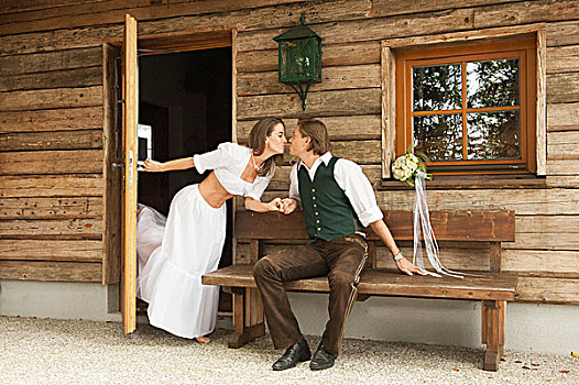 婚礼,情侣,正面,高山,山区木屋