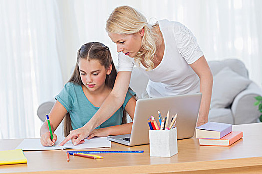 母亲,帮助,女儿,家庭作业,电脑