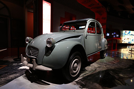 雪铁龙2cv