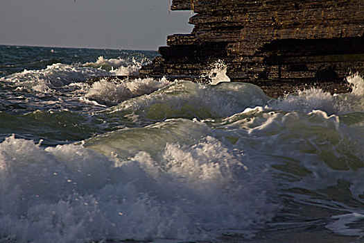 涠洲岛,广西,北海,海浪,南海,奇观,景点,壮观,海岛,潮水,海啸,能量,激烈