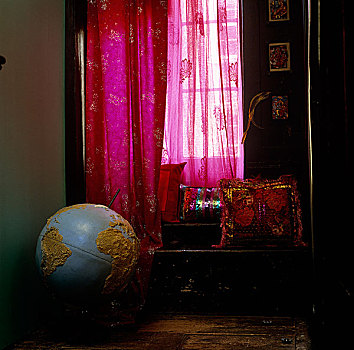 旧式,球体,房间,粉色,帘