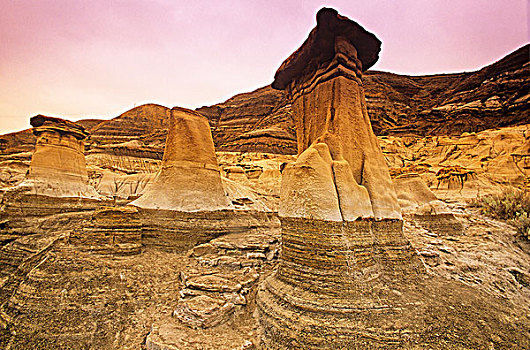 怪岩柱,德兰赫勒,艾伯塔省,加拿大,地质构造