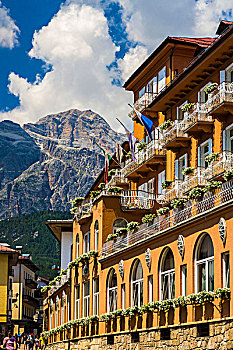 酒店,山,背景,胜地,城镇,白云岩,南阿尔卑斯山,区域,意大利