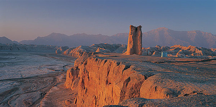 中国新疆库车克孜尔尕哈烽火台
