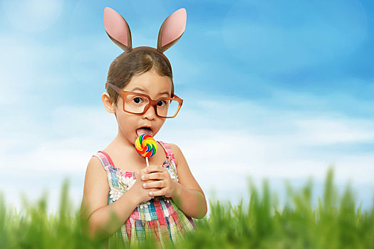 头像,可爱,小女孩,衣服,复活节兔子,耳,拿着,棒棒糖
