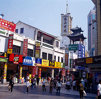广东深圳市东门商业步行街