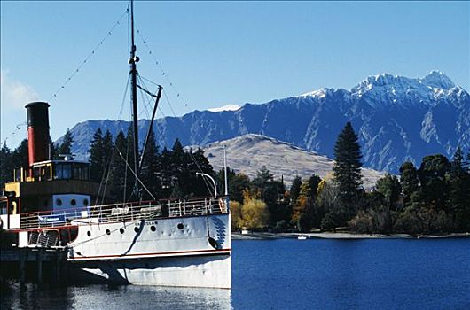 桨轮船,瓦卡蒂普湖,捆绑,码头,皇后镇,南岛,新西兰