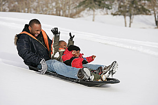 父亲,儿子,雪橇运动
